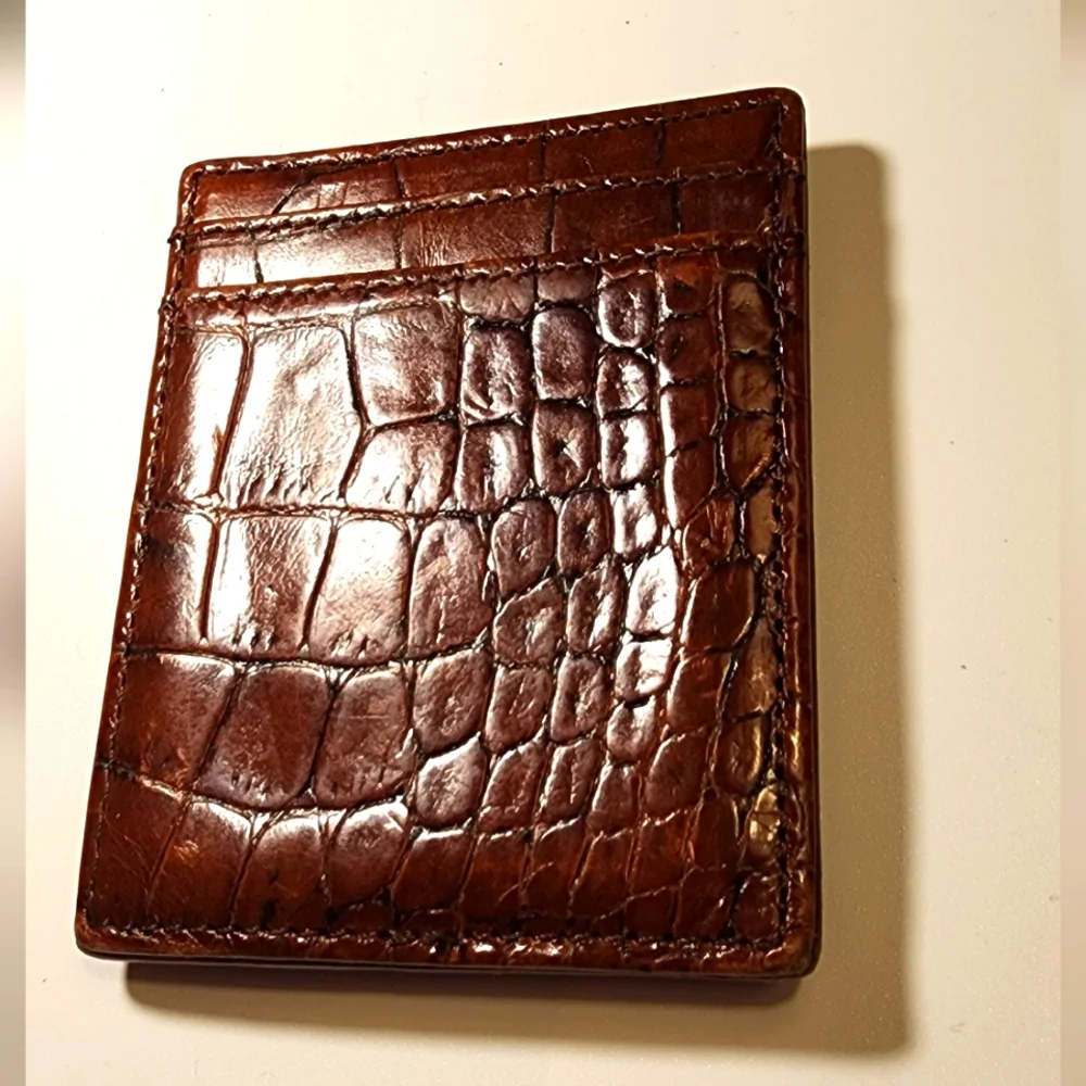 Men's 100% Gator Money Clip/Two Card Slot Wallet. New. Deal! Cognac